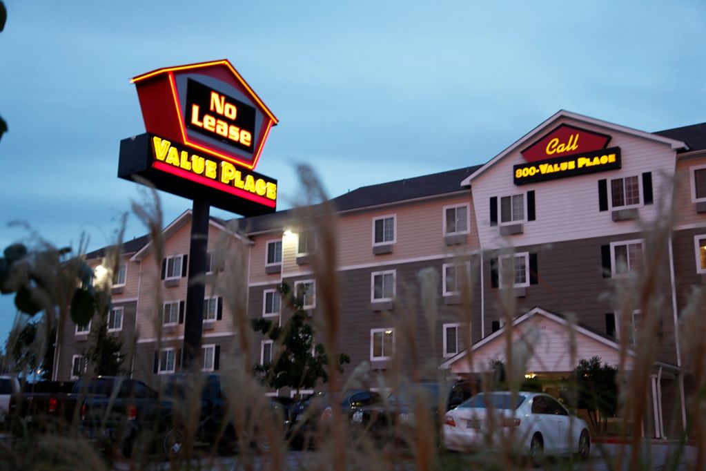 Woodspring Suites Austin North I-35 Exterior photo